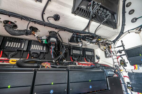 43ft Front Runner Yacht For Sale