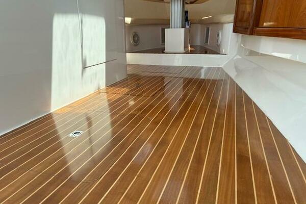 47ft Intrepid Yacht For Sale