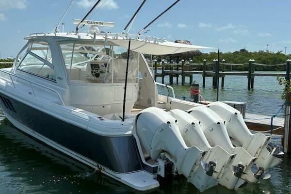 47ft Intrepid Yacht For Sale