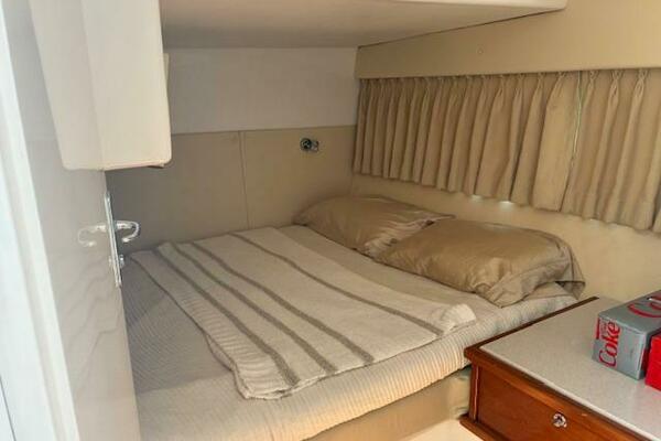 47ft Intrepid Yacht For Sale