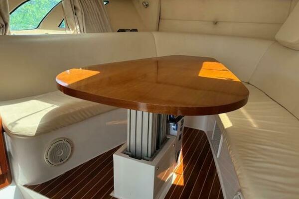 47ft Intrepid Yacht For Sale