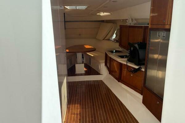 47ft Intrepid Yacht For Sale