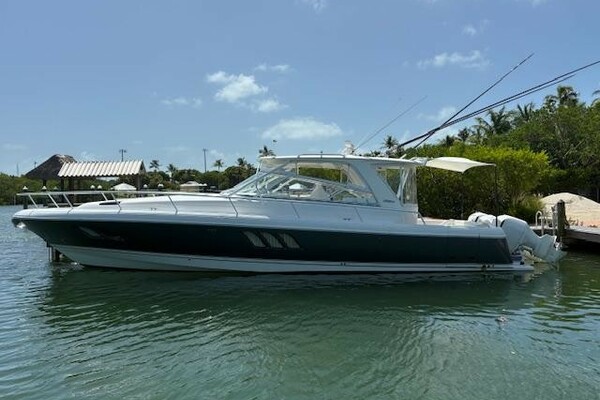 47ft Intrepid Yacht For Sale