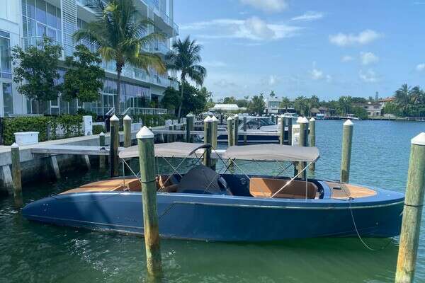 32-ft-Frauscher-2021-- MIAMI Florida United States  yacht for sale 32-ft-Frauscher-2021-- MIAMI Florida United States  yacht for sale