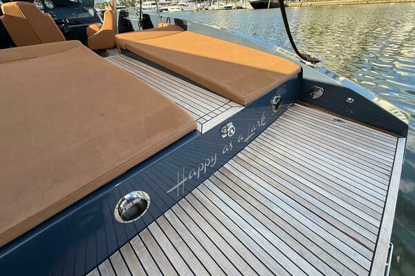 32ft Frauscher Yacht For Sale