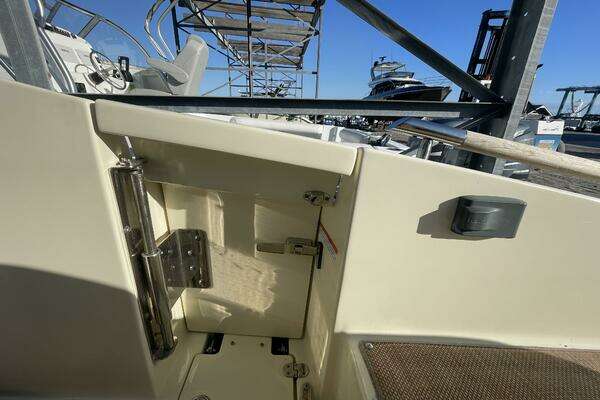 2020 Chris-Craft 28
