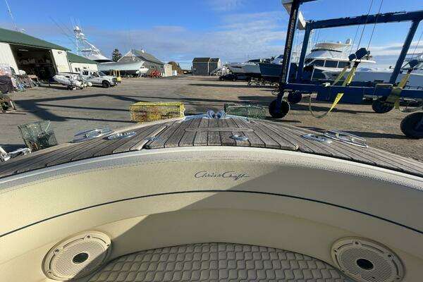 2020 Chris-Craft 28