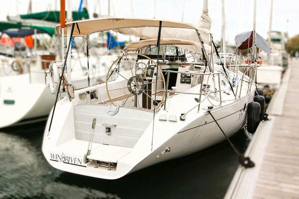35ft Beneteau Yacht For Sale