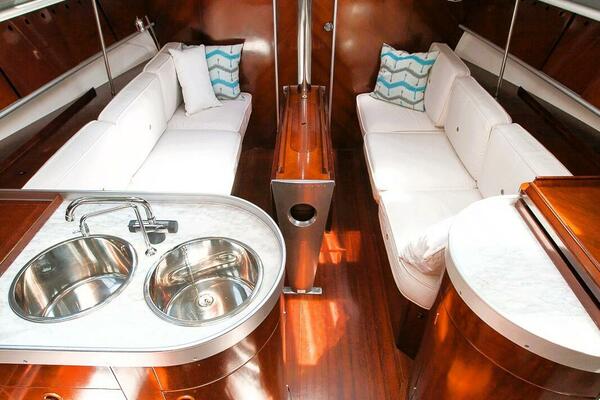 35ft Beneteau Yacht For Sale