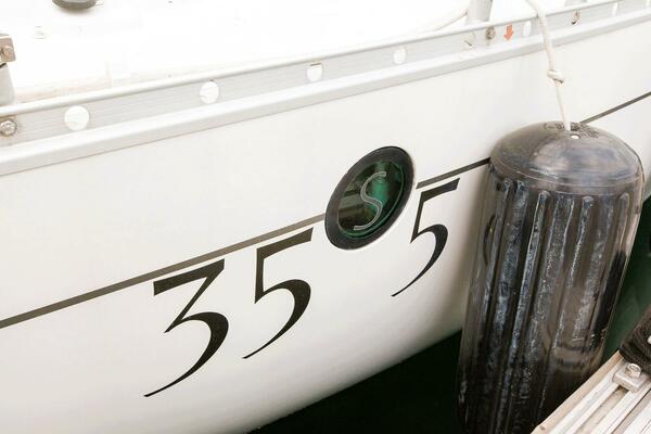 35ft Beneteau Yacht For Sale