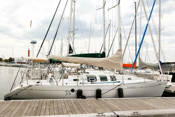 35ft Beneteau Yacht For Sale
