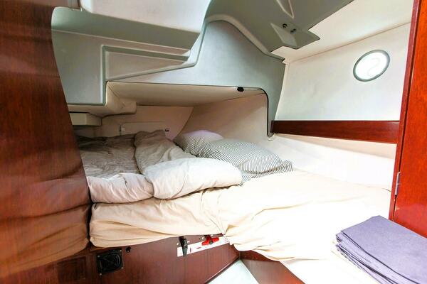 35ft Beneteau Yacht For Sale