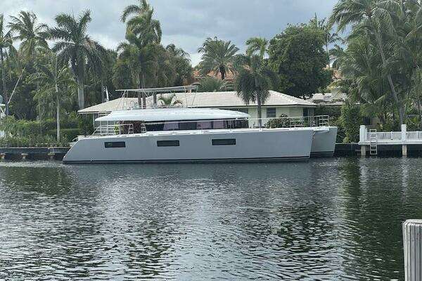 2015 Lagoon 63