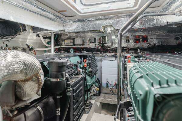 Bavaria Virtess 420 Yacht For Sale