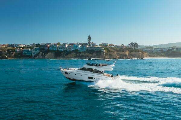 Bavaria Virtess 420 Yacht For Sale