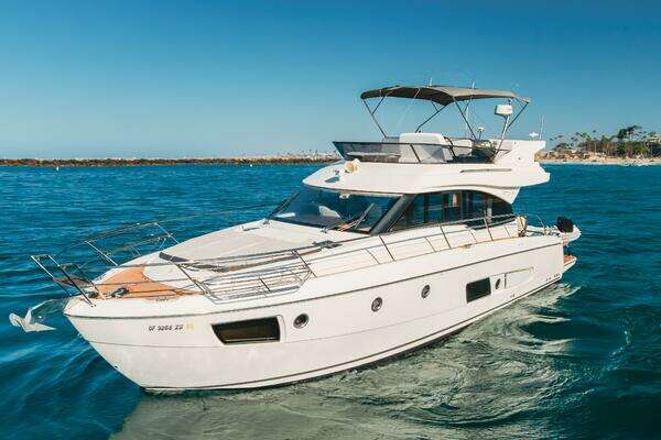 Bavaria Virtess 420 Yacht For Sale