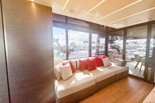 Explorer EX62 Yacht For Sale