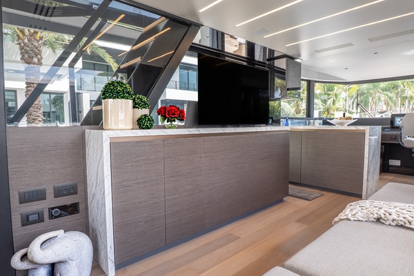 62ft Explorer Yacht For Sale