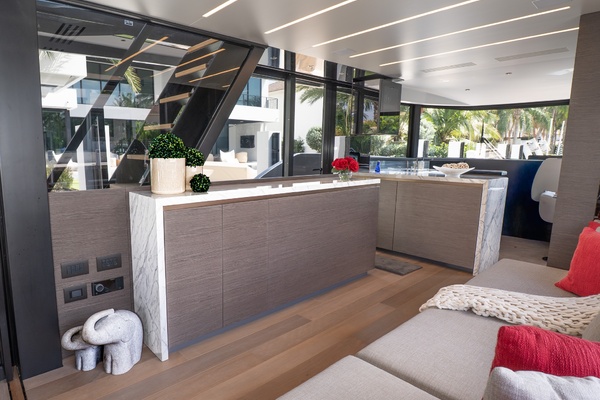 62ft Explorer Yacht For Sale