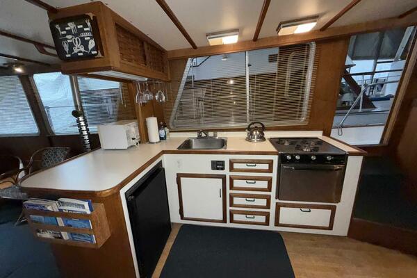 41ft Gulf Commander Yacht For Sale