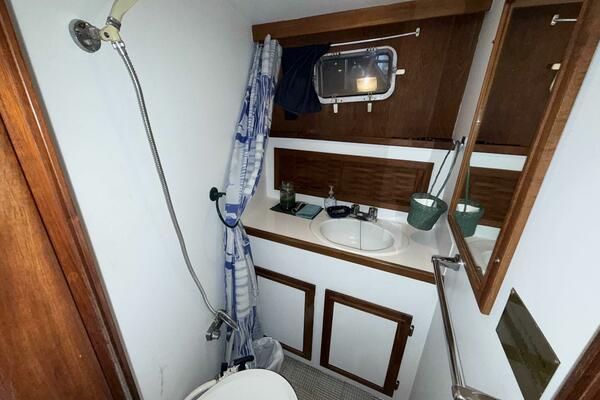 41ft Gulf Commander Yacht For Sale