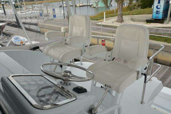 Hatteras Convertible Yacht For Sale