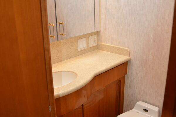 Hatteras Convertible Yacht For Sale