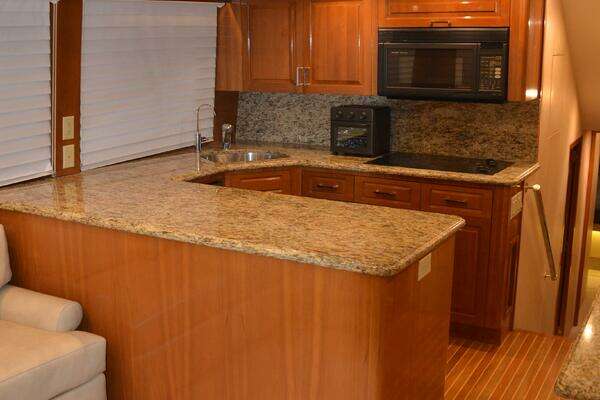 Hatteras Convertible Yacht For Sale