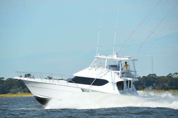 Hatteras Convertible Yacht For Sale