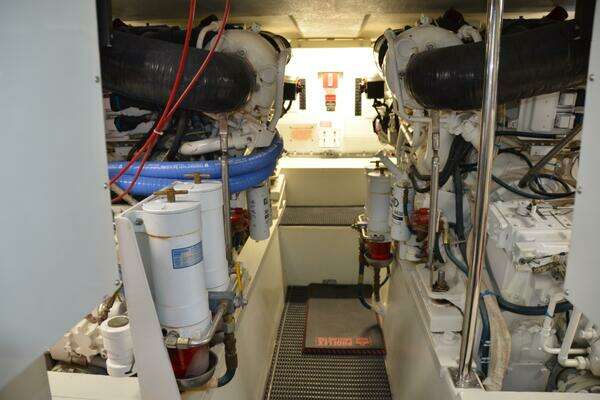 Hatteras Convertible Yacht For Sale