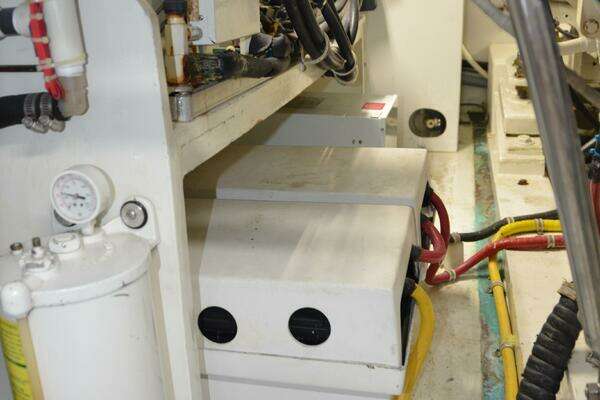 Hatteras Convertible Yacht For Sale