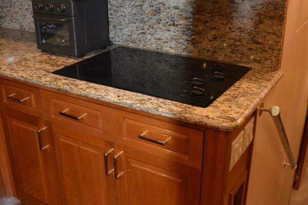 Hatteras Convertible Yacht For Sale