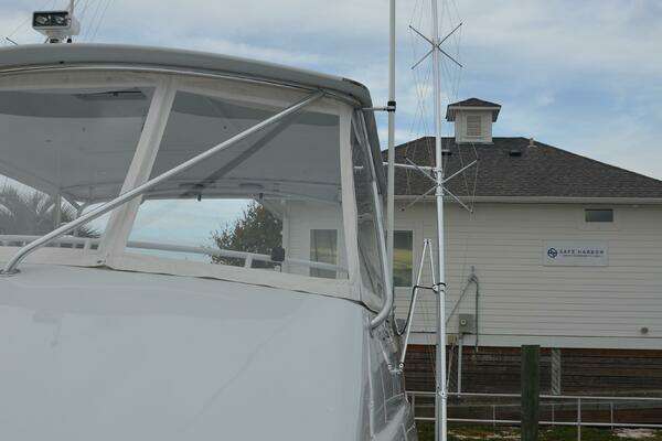 Hatteras Convertible Yacht For Sale