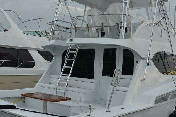 Hatteras Convertible Yacht For Sale