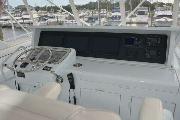 Hatteras Convertible Yacht For Sale