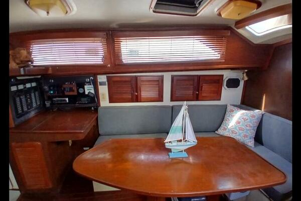 Star Gazer 43ft Irwin Yacht For Sale