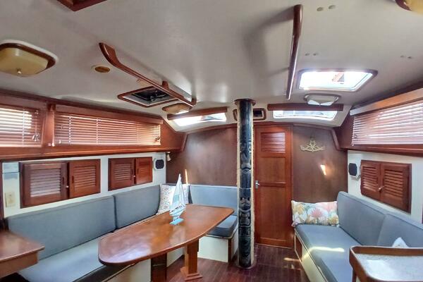 Star Gazer 43ft Irwin Yacht For Sale