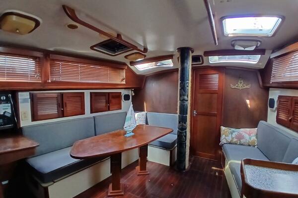 Star Gazer 43ft Irwin Yacht For Sale