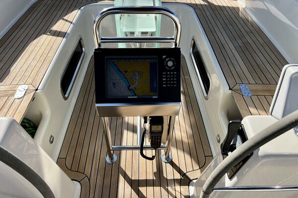 The Jonathan Shepard 46ft Hanse Yacht For Sale