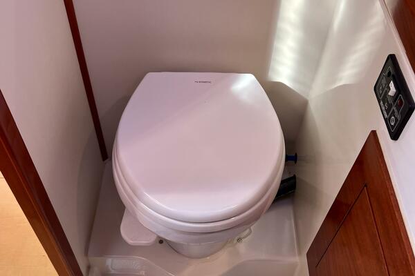 The Jonathan Shepard 46ft Hanse Yacht For Sale