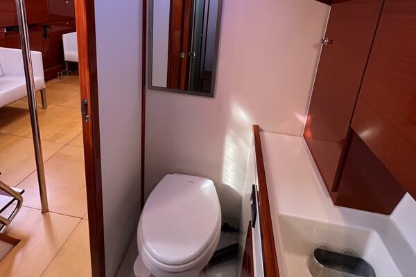 The Jonathan Shepard 46ft Hanse Yacht For Sale