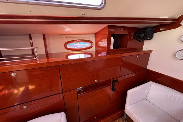 The Jonathan Shepard 46ft Hanse Yacht For Sale