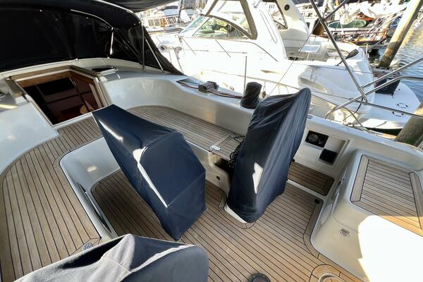 The Jonathan Shepard 46ft Hanse Yacht For Sale