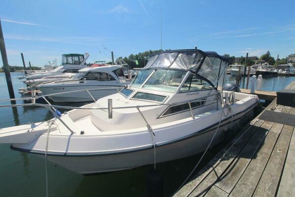 23ft Grady White Yacht For Sale
