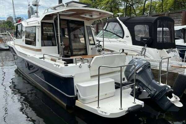 29-ft-Ranger Tugs-2016-R29- Vancouver British Columbia Canada  yacht for sale 29-ft-Ranger Tugs-2016-R29- Vancouver British Columbia Canada  yacht for sale