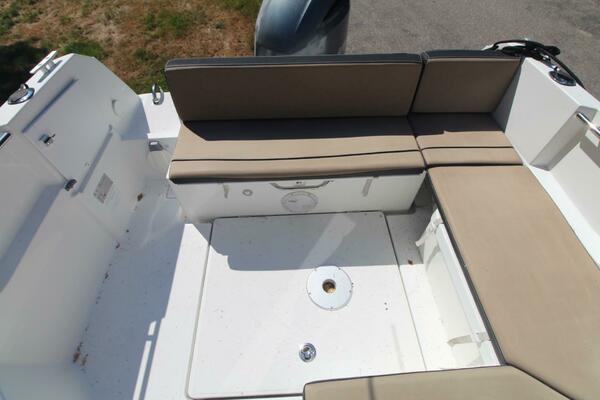 21ft Jeanneau Yacht For Sale