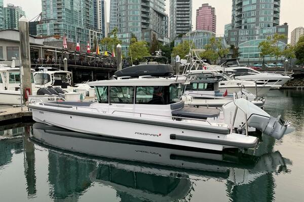 28ft Axopar Yacht For Sale