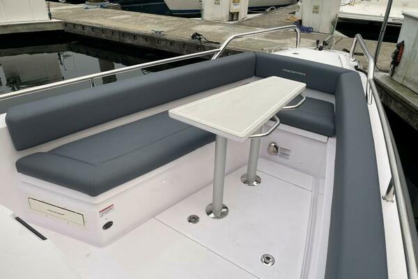 28ft Axopar Yacht For Sale