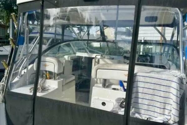 30ft Wellcraft Yacht For Sale