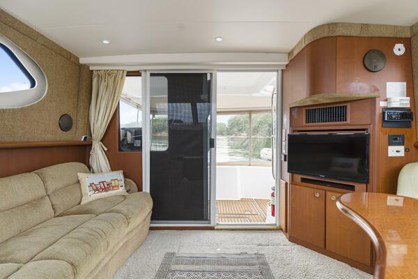 Water Cave 38ft Silverton Yacht For Sale